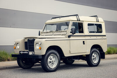 Land Rover Santana Series III 88 2.3D 6-zits