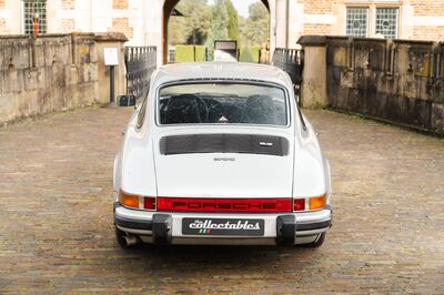 Porsche 911 2.7