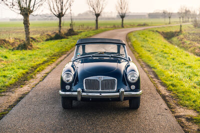 Expected - MGA Twin cam roadster