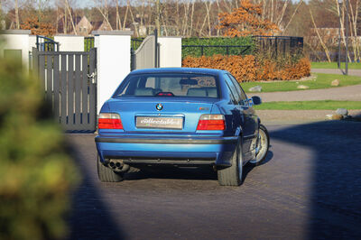 BMW E36 M3 4-deurs 3.2