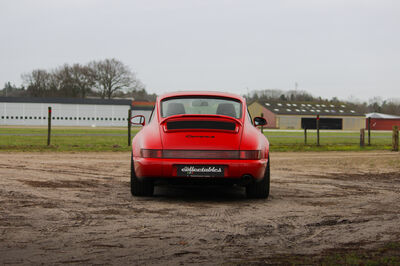 Porsche 911 (964) Carrera 4 Coupé