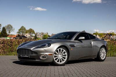 Aston Martin Vanquish 5.9