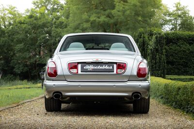 Bentley Arnage 6.8 V8 Red Label