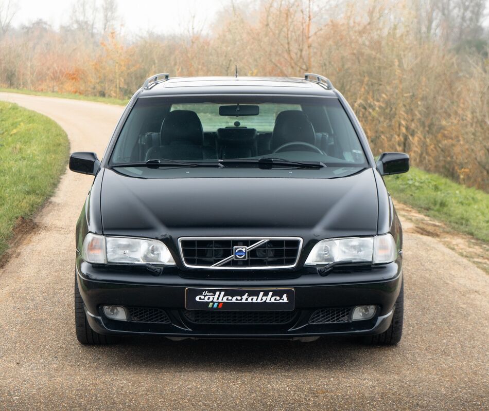 Volvo V70 R T6