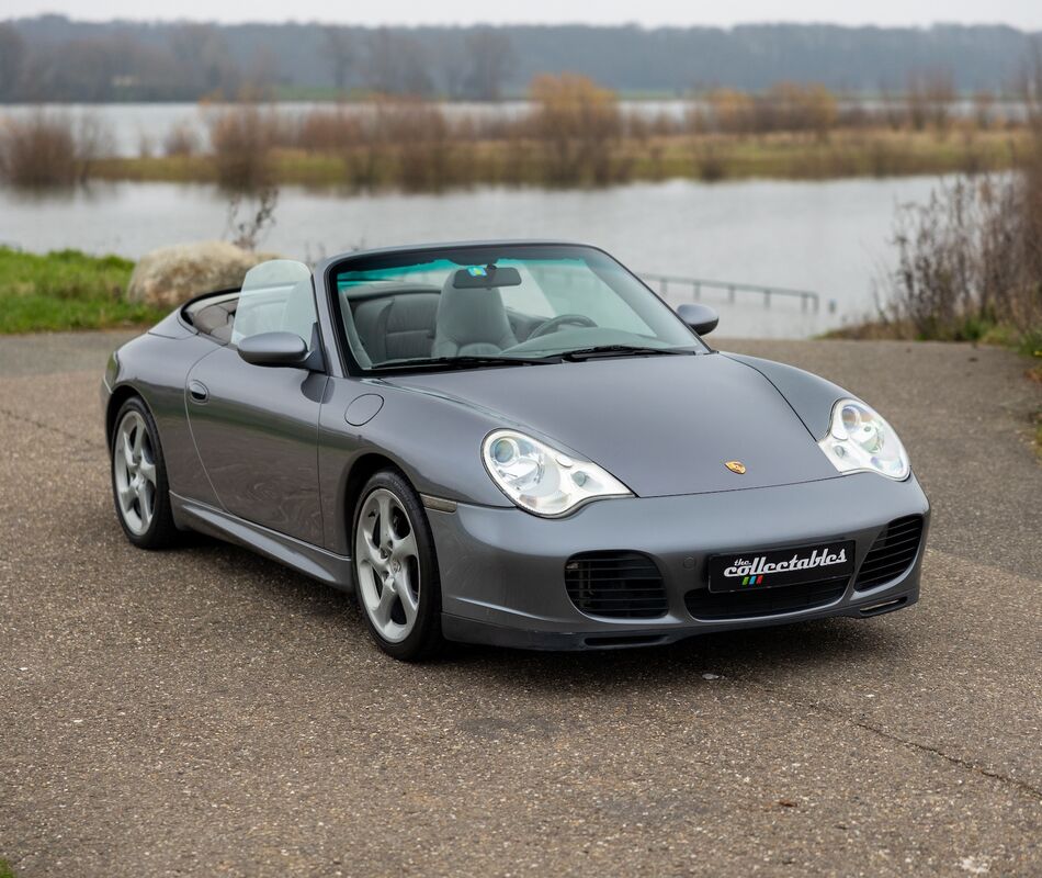 Porsche 996 Carrera 4 Cabriolet