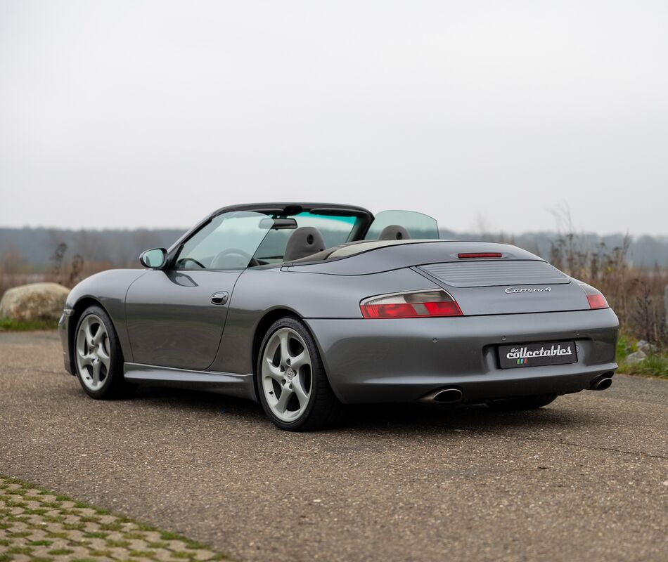 Porsche 996 Carrera 4 Cabriolet