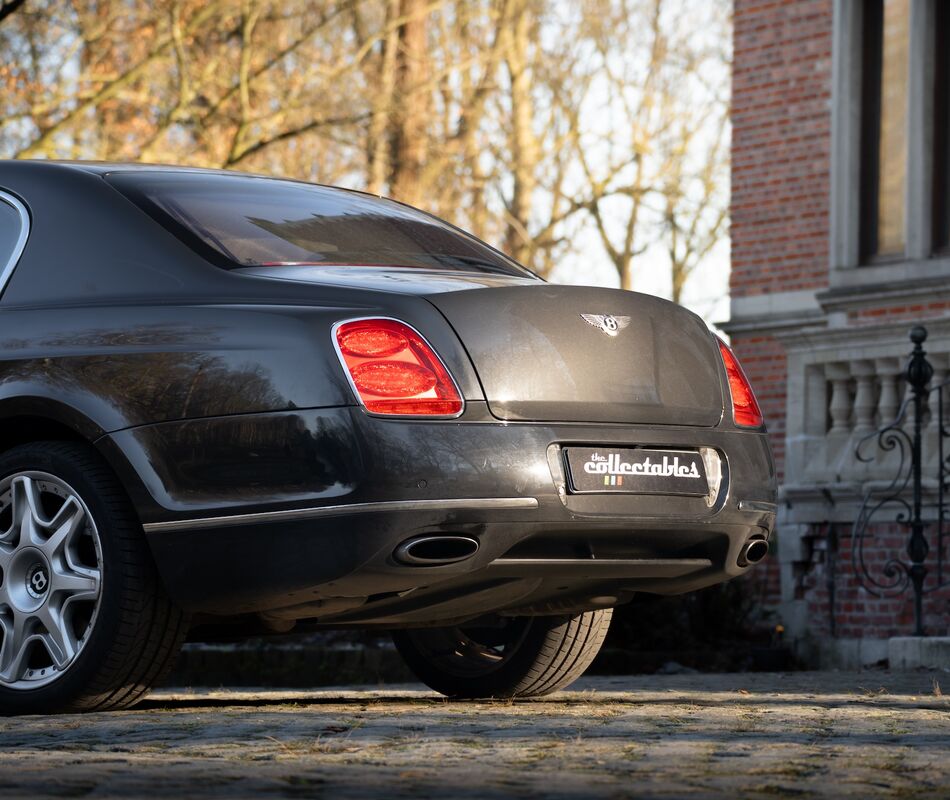 Verwacht - Bentley Flying Spur W12