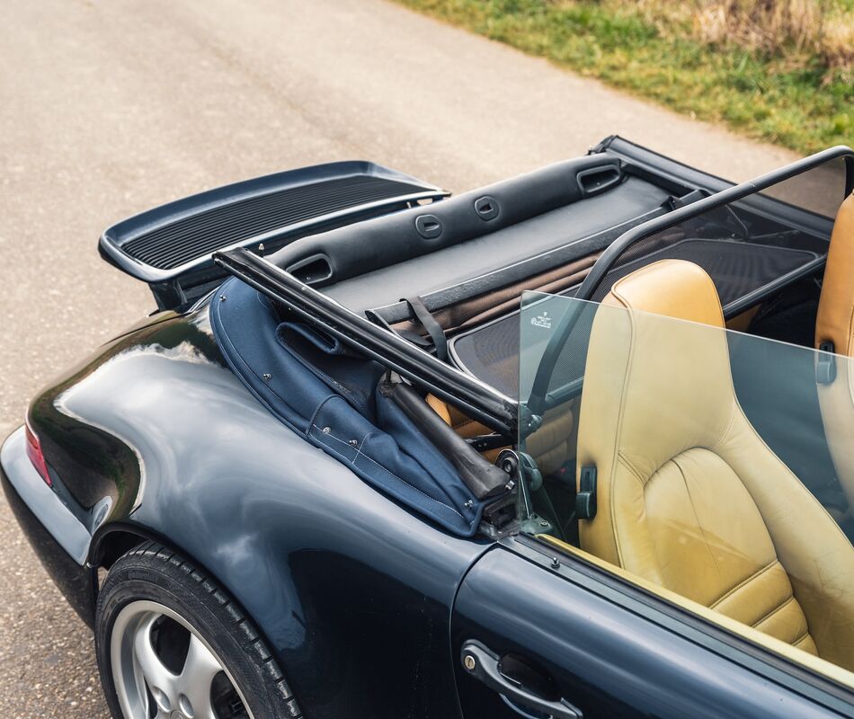 Verwacht - Porsche 911 (964) Carrera 4 Cabriolet 