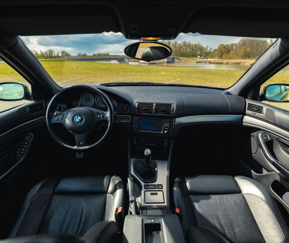 BMW E39 M5 (LCI)