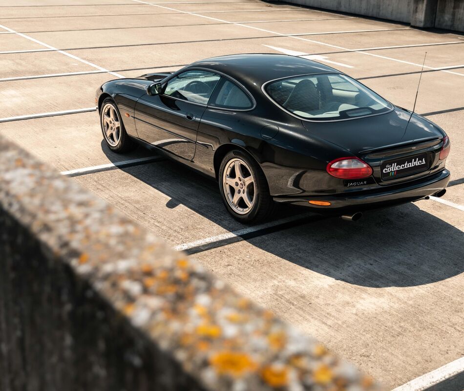Jaguar XKR Coupé