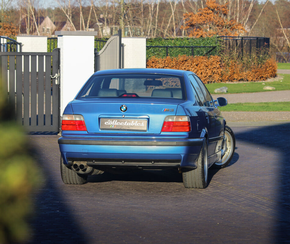 BMW E36 M3 4-deurs 3.2