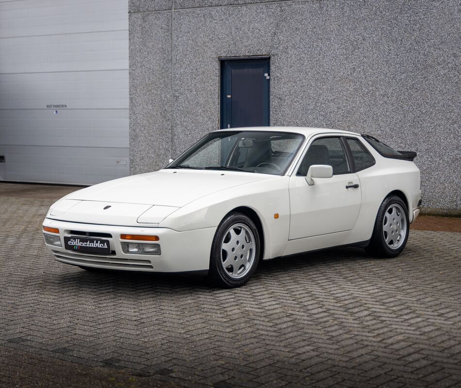 Porsche 944 S2 1990