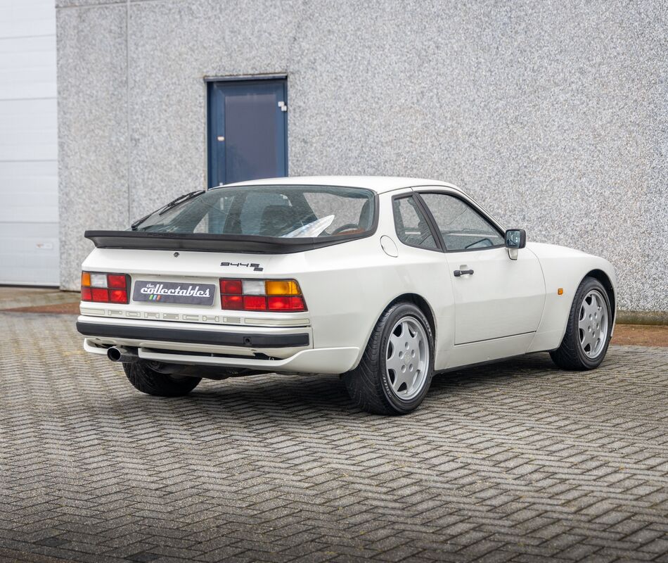 Porsche 944 S2 1990