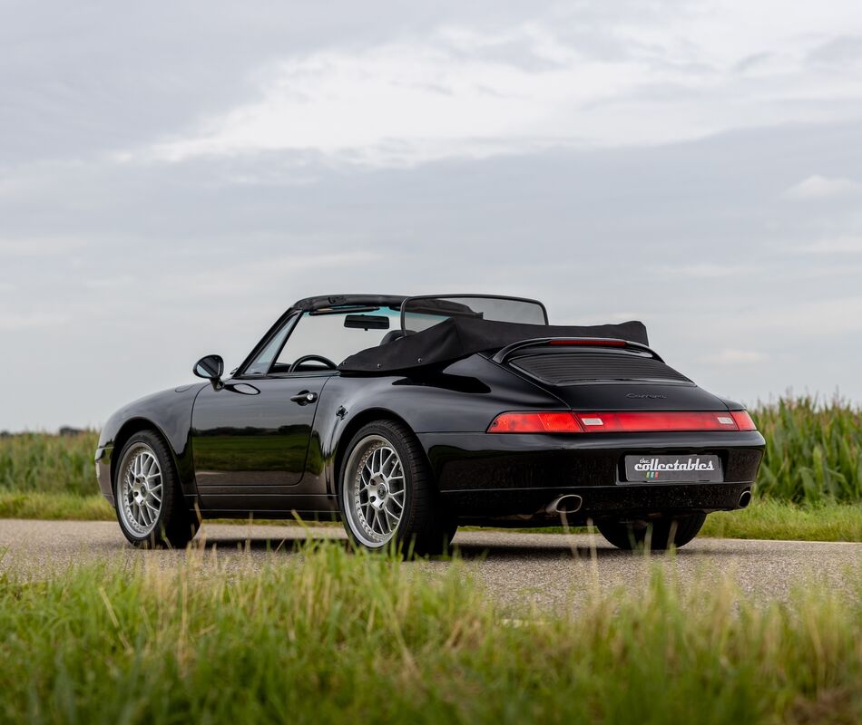 Porsche 911 Carrera 2 Cabriolet (993)