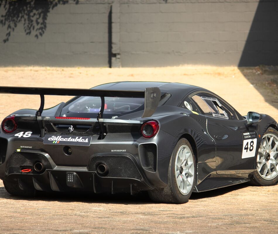 Ferrari 488 Challenge EVO