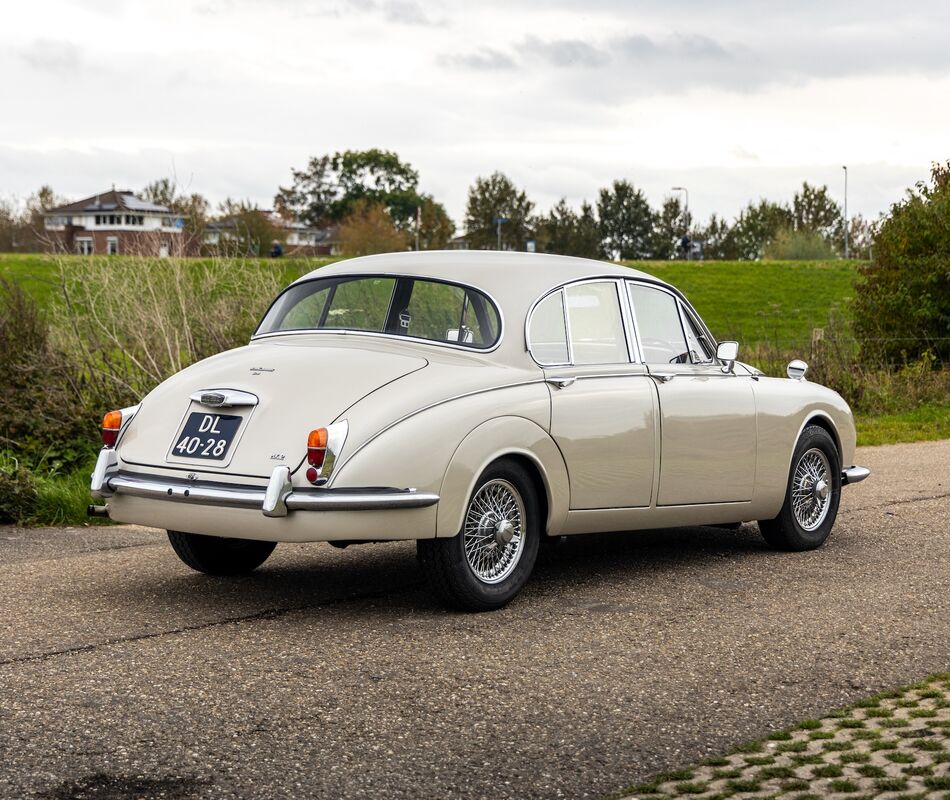 Jaguar 340 (MK2) Handgeschakeld