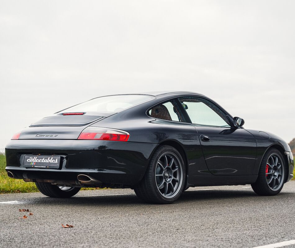 Porsche 911 (996) Carrera 4 Coupe