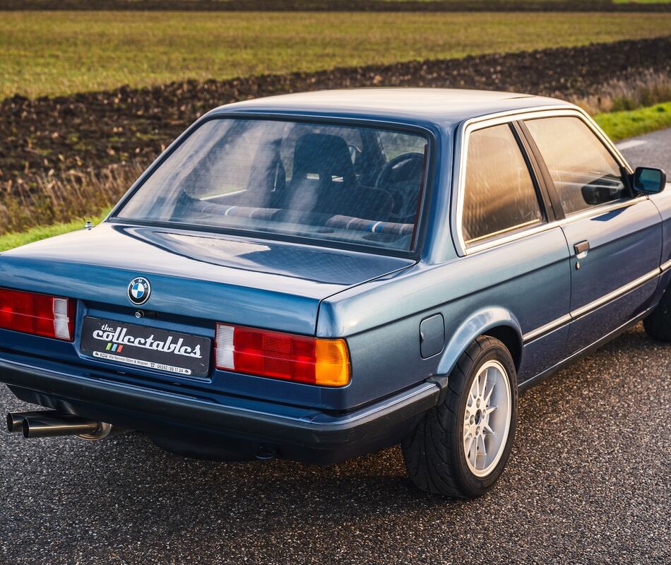 BMW 325i (E30) 2-deurs